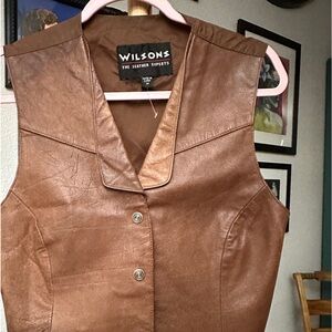 Medium brown leather vest Wilsons